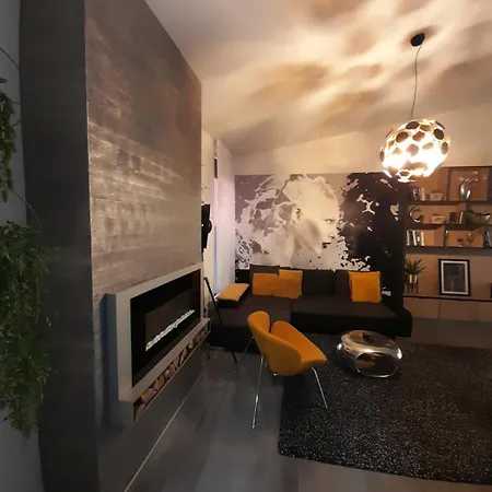 Noir Gold Penthause - * Szeged